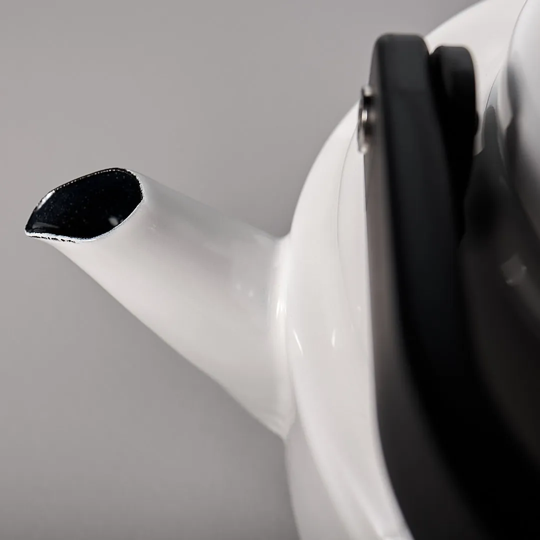Amu Stove-top Kettle – White