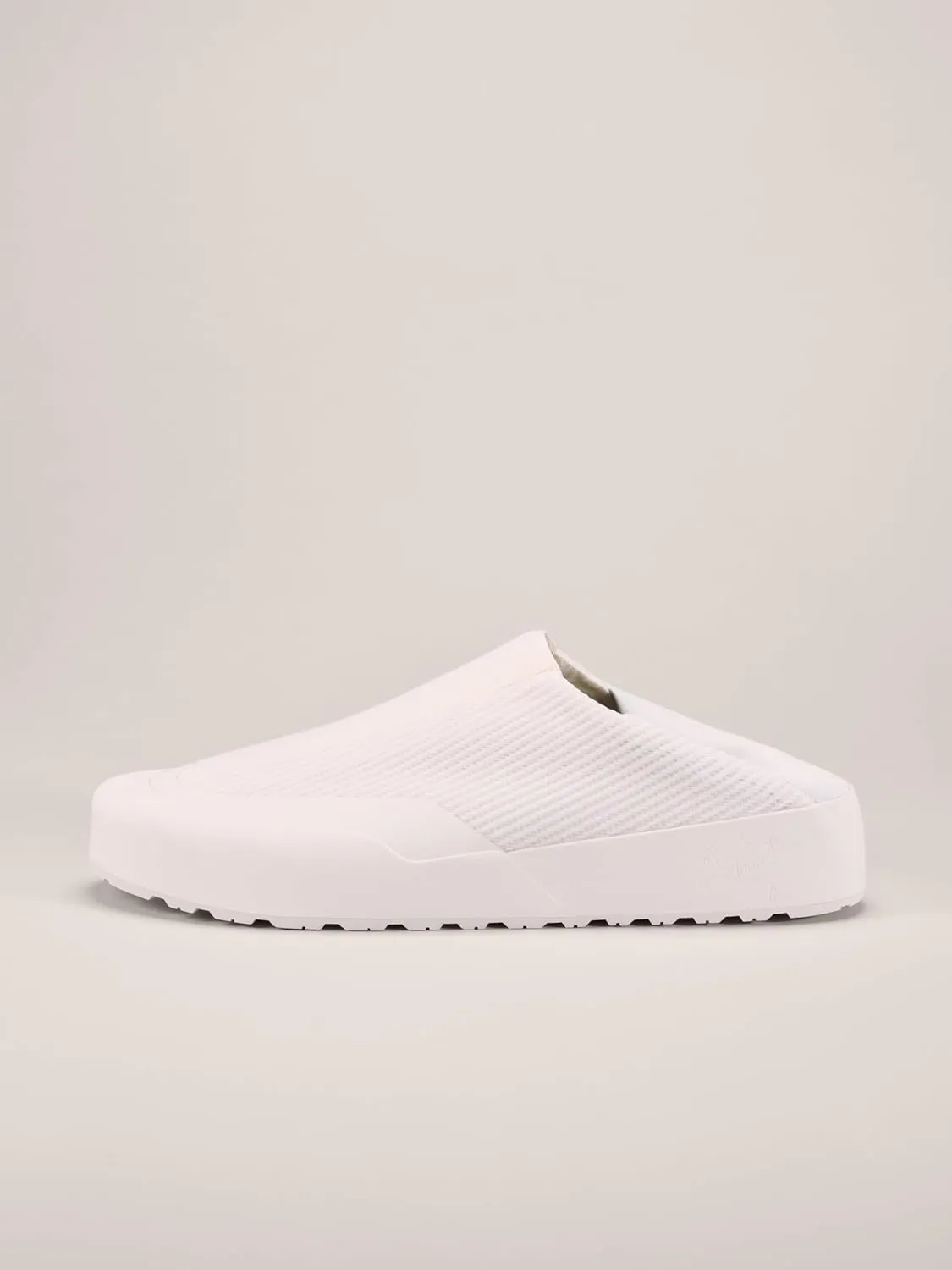 Arc'teryx Men’s Kragg Shoe - Lightweight Pull-On Shoe for Quick Approaches, Everyday Casual Shoes