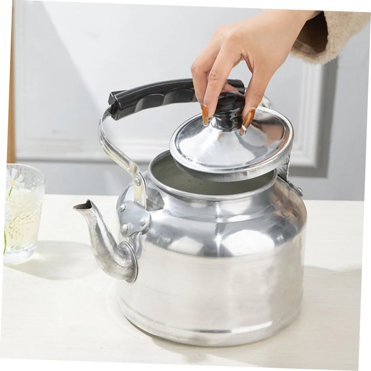 Ciieeo Aluminum Tea Kettle Tea Pot Travel Friendly Design for Home Camping Use Heat Resistant Handle for Pouring