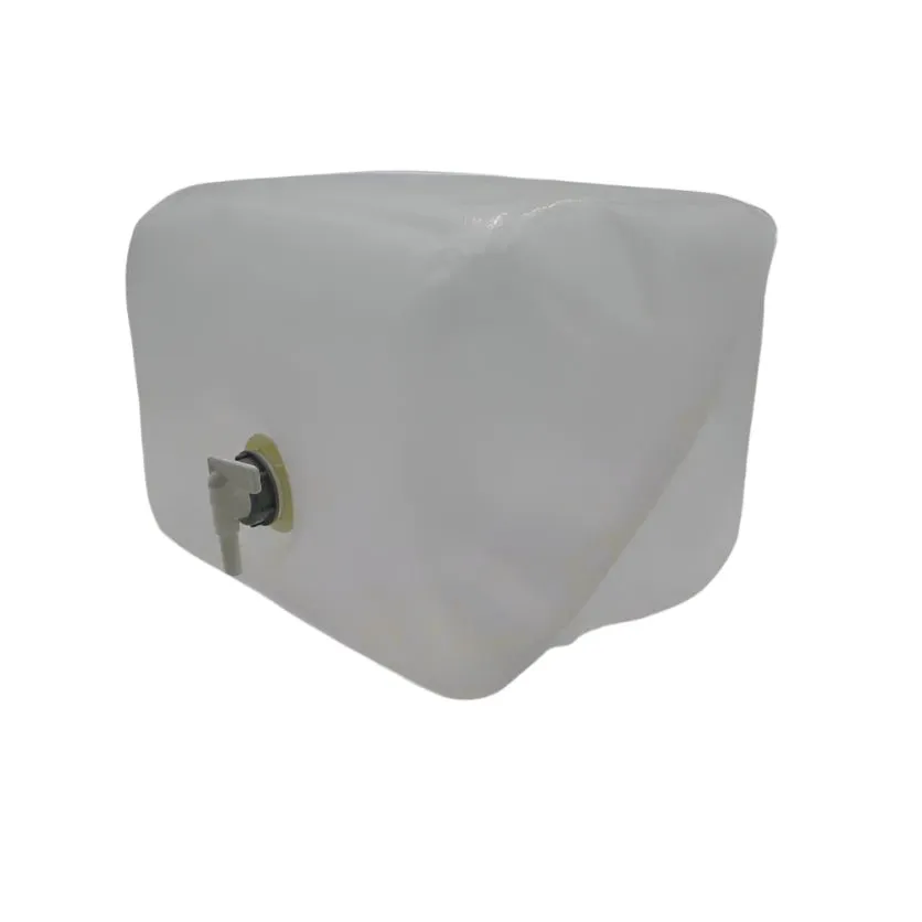 COLLAPSIBLE WATER BLADDER