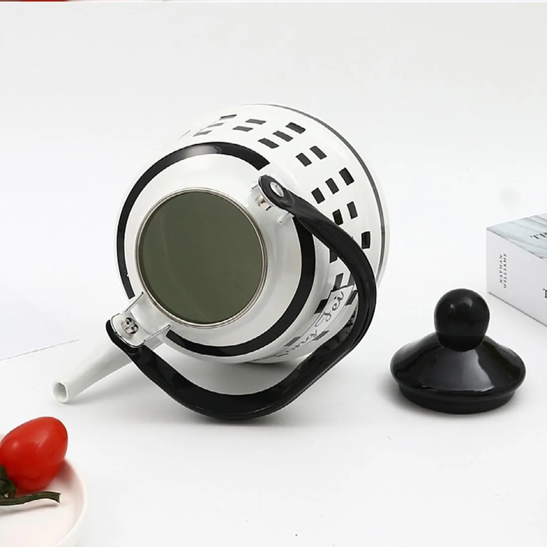 Enamel Camping Kettle, Lightweight Outdoor Boiling Pot for Backpackers, Hikers & Survival Kits(Black,1.1L)