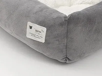 Foldable Dog Car Seat Bed – Adjustable Non-Slip Bottom Seat for Safe and Cozy Dog & Cat Travel Experience