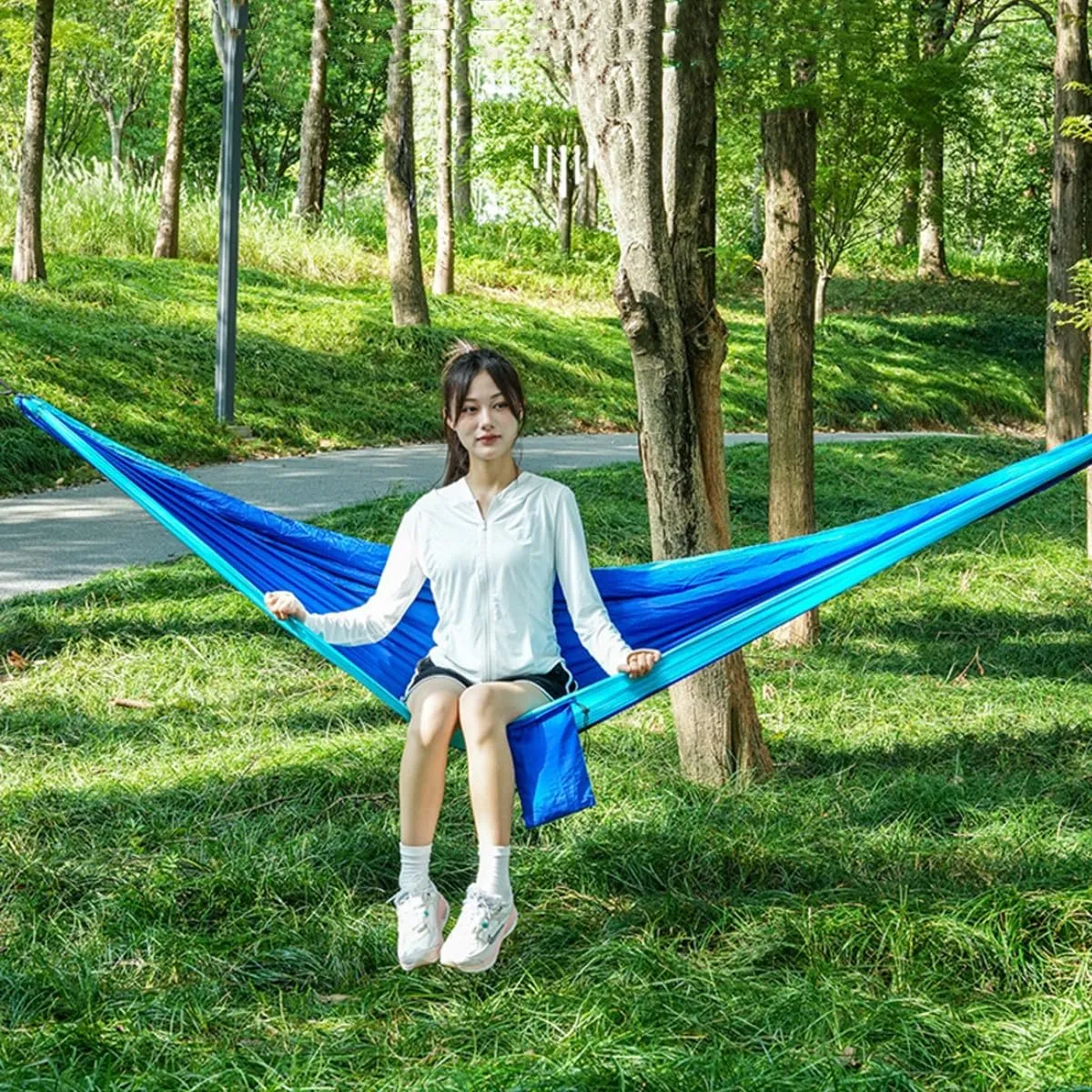 Hammock Camping, Hammock Tent Strong Load Bearing Capacity, Mosquito Net Hammock Breathable and Mosquito Proof, Suitable for Outdoor Use(Green,260 * 140cm)