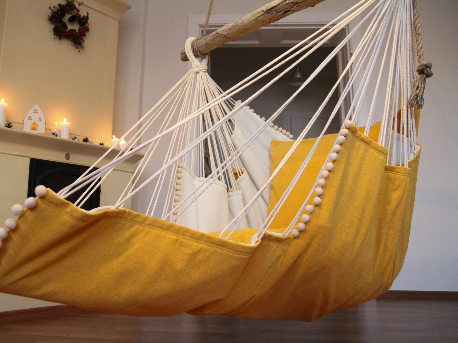 Hammock chair - yellow & white