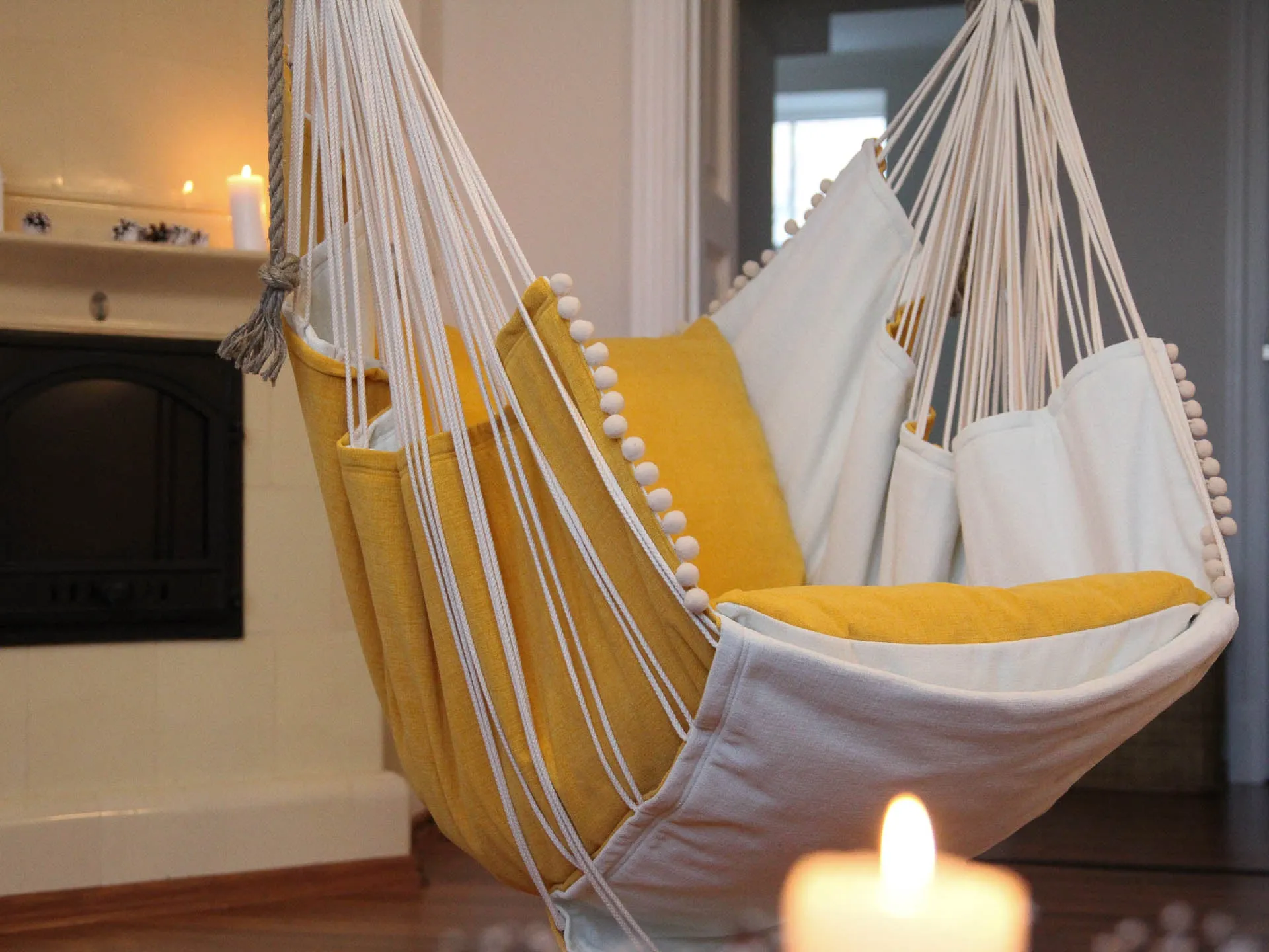Hammock chair - yellow & white