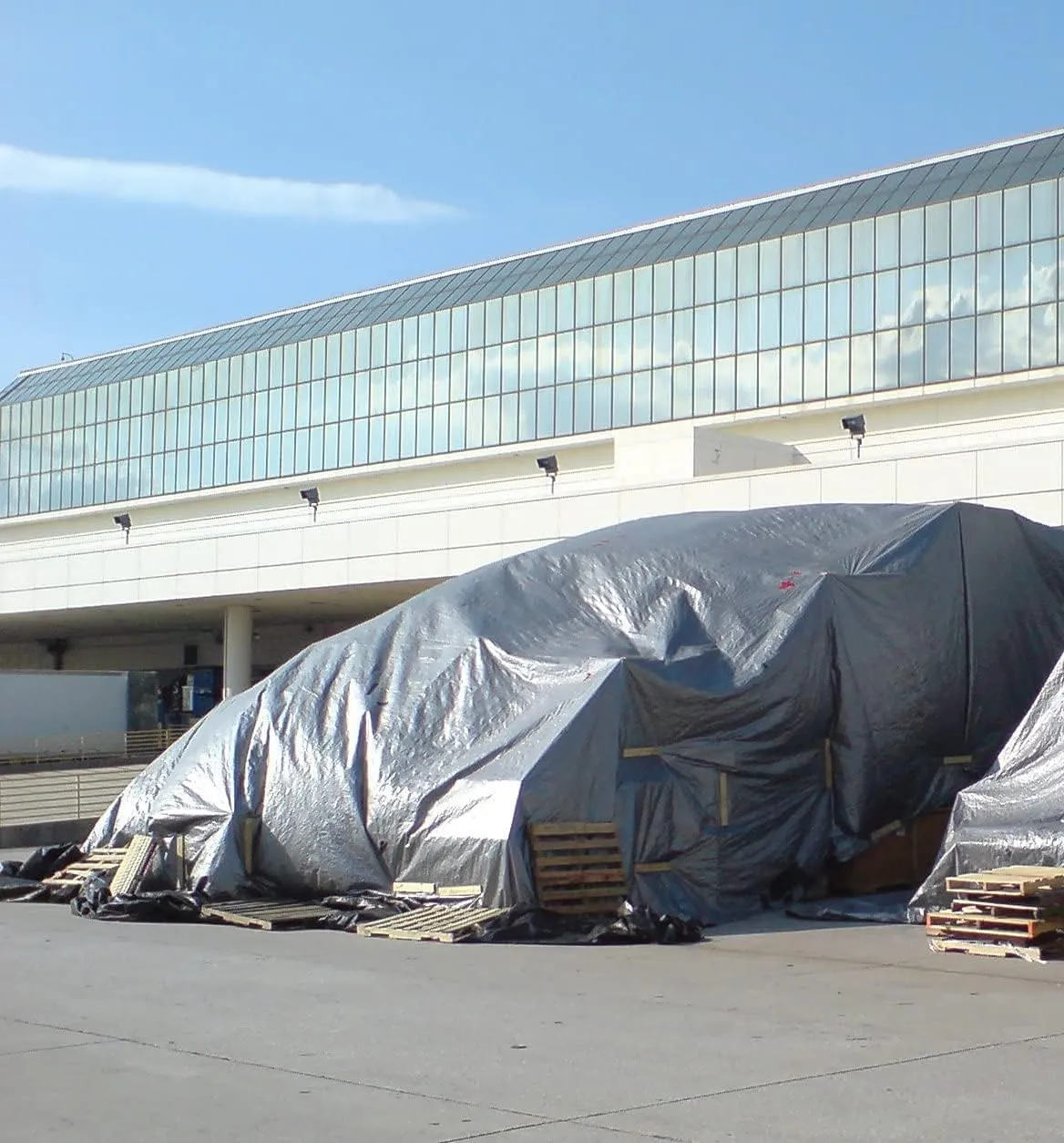 Kotap 10-ft x 20-ft Heavy-Duty 14 by 14 Cross Weave Sun Blocking 10-mil Silver Poly Tarp, Item: TRS-1020