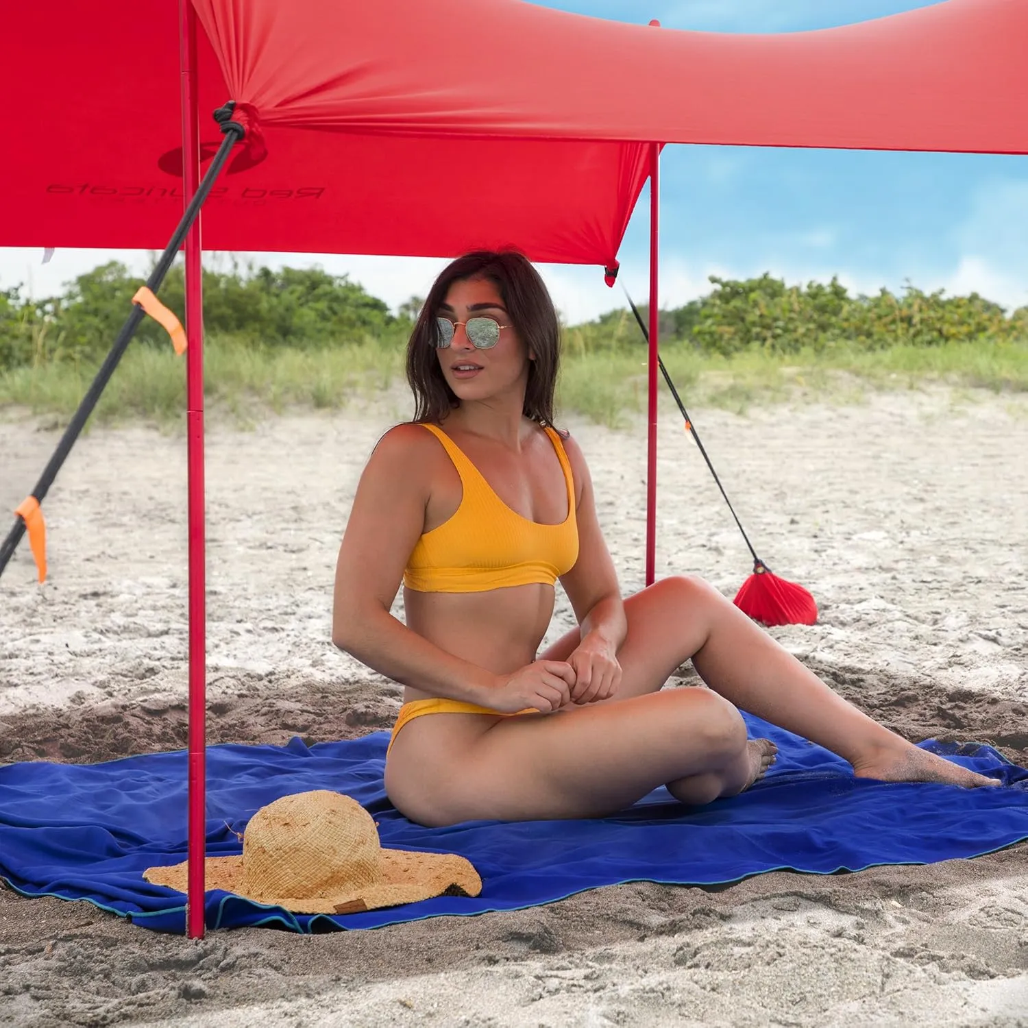 Red Suricata Family Beach Tent & Beach Canopy, UPF50 Sun Beach Shade, Sunshade with 4 Aluminum Poles, 4 Pole Anchors & Sand Shovel, Large & Portable Sun Shelter Tarp (Large, Red)