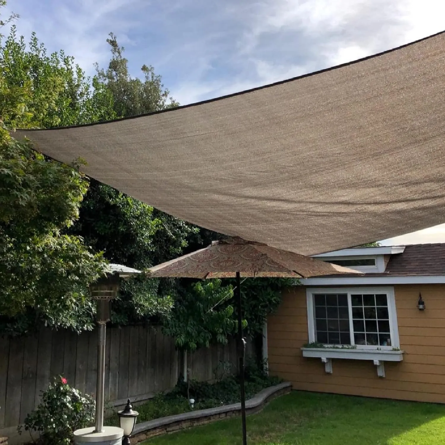 Shade Sail Sun Shade Cloth 6'6"x9'9" Rectangle Outdoor Canopy Outside Sunshade Awning Cover Privacy Screen Net UV Block for Patio Pergola Gazebo Porch Backyard Lawn Garden Outdoor Activities