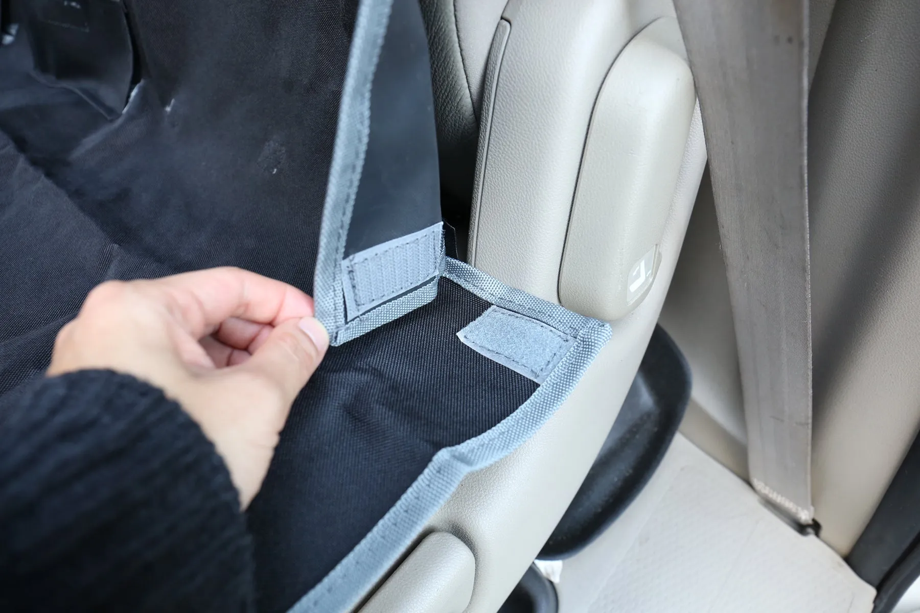 Wholesale Case Lot: 14 pcs Dog Carseat Cover Waterproof Pet Seat Protector Hammock Liner for Cars Trucks and SUVs 58” x 56”  |||   14 PACKS | $14.28 PER PACK